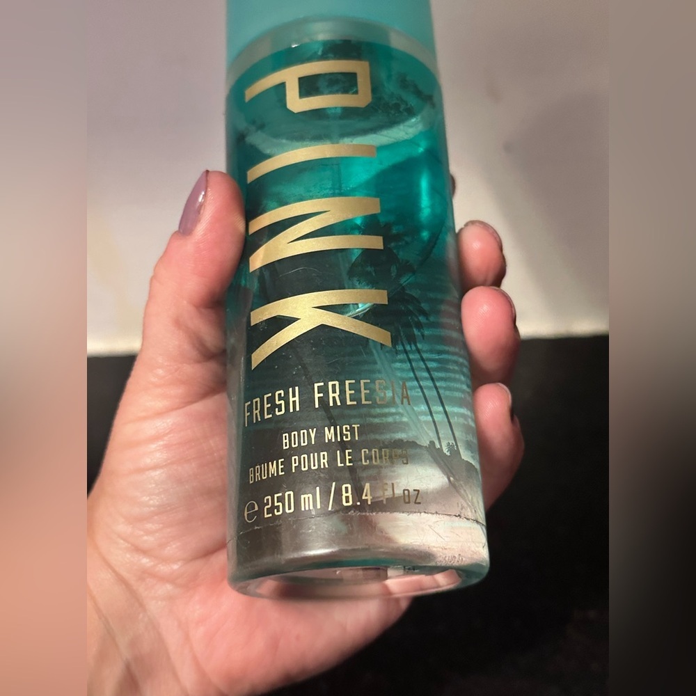 Victoria’s Secret Pink Fresh Freesia Body Mist Retired - Picture 4 of 4